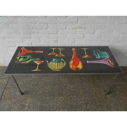 Vintage tegeltafel met 40 tegels en unieke decoratie