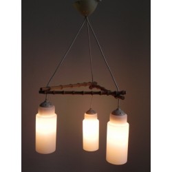 Vintage hanglamp met 3 glazen kappen