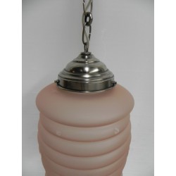 Art Deco hanglamp met roze matglazen kap