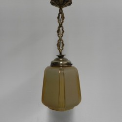 Art Deco hanglamp aan ketting met beige glazen bol