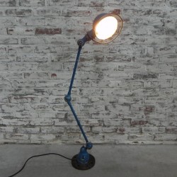Jielde lamp with 2 arms
