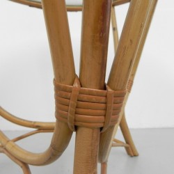 Rotan , bamboe salontafel met ronde glasplaat, jaren '50 detail