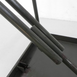 Industriele stalen klaptafel, jaren 50 detail