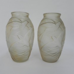 Set of 2 Art Deco vases...