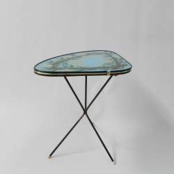 Erdal tripod side table