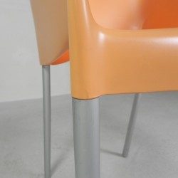 Set of 2 Dr NO chairs by Starck for Kartell, 1990s stackable detail