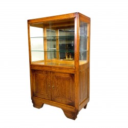 Art Deco display cabinet...