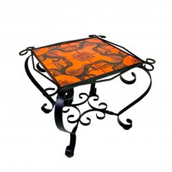 Vintage coffee table with 4...