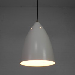 Vintage hanglamp , aluminium kap, voorzien van nieuwe draad, jaren 60 btrandend