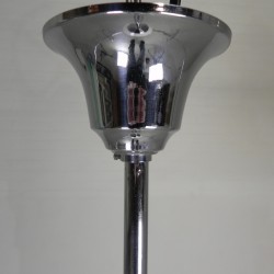 Art Deco hanglamp met opaline kap, Val St Lambert, jaren 30 armatuur