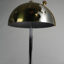 Vintage wereldbol als sigarettenhouder,met muziekdoos, Windmill, jaren 60 - detail