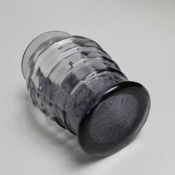 Art Deco vase with twisted vertical bands, Doyen style, 1930s bottom