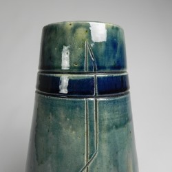 Flemish Art Deco vase with floral motifs, 1920s detail top