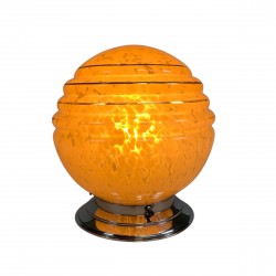 Art Deco plafondlamp met roze gewolkte bol, jaren 30 brandend
