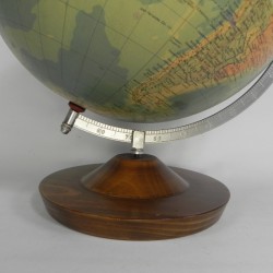 Rath Globe of papier-mâché on a wooden base, 1975 base